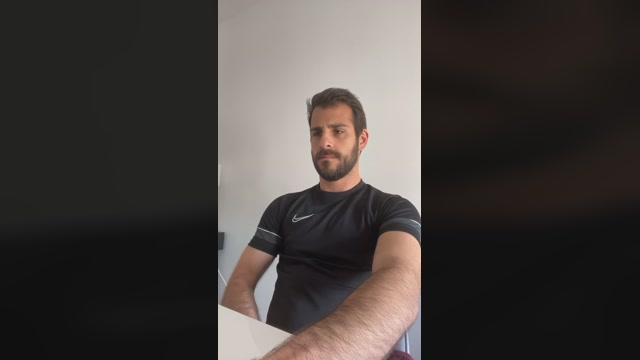 TonyH19  13-04-2023 Recorded Video sexyfeet