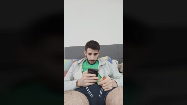 arnold9725  14-04-2023 Recorded Video fingering