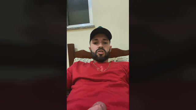Gelber_barcelos  15-04-2023 Recorded Video kiss