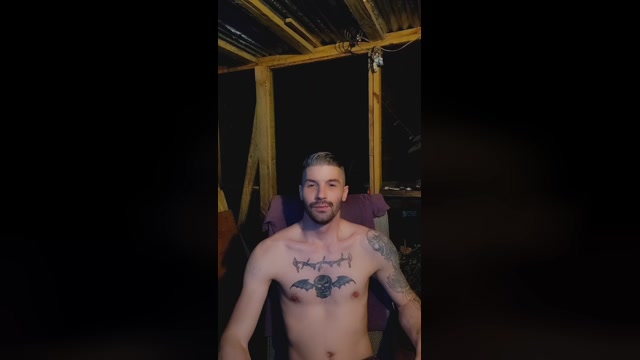 dallas2289  16-04-2023 Recorded Video kissing