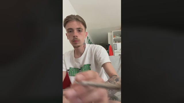 stev425  18-04-2023 Recorded Video juicy