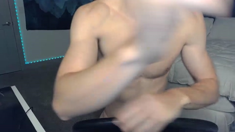 xanderleeee  17-04-2023 video moan