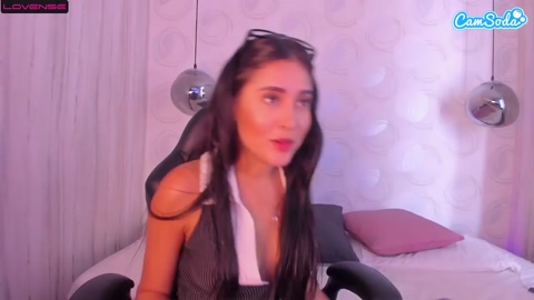dezzire 18-04-2023 lovense CamSoda