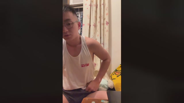 enochpoon  18-04-2023 Recorded Video gag