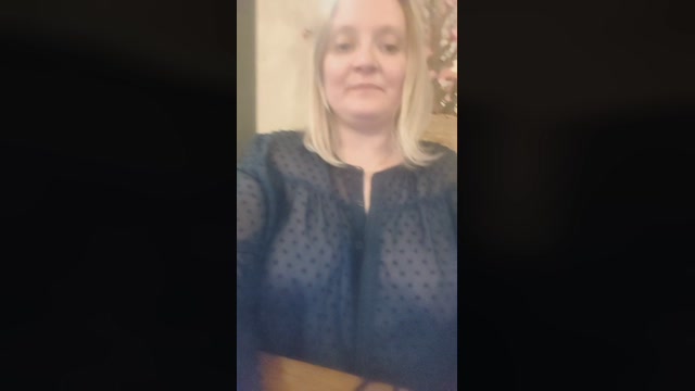 LADY_CHARLYNE 19-04-2023 kissing 