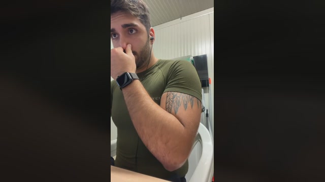 Alexox00  20-04-2023 Recorded Video fuckface