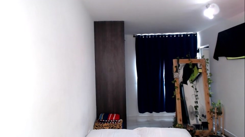 travis_bakerr  21-04-2023 video Ass