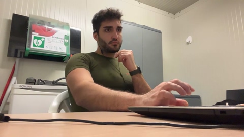 Alexox00  21-04-2023 Recorded Video sexymale