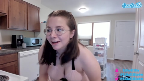 lila-ellis 21-04-2023 prettyface CamSoda