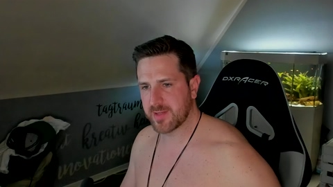 ronhill13  21-04-2023 Recorded Video handsome