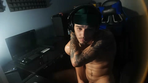 kylewhitedgs  27-04-2023 video fuckass