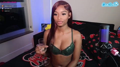 lovenzia 29-04-2023 big CamSoda