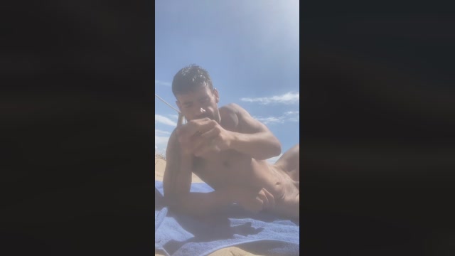 brasileo69fun  30-04-2023 Recorded Video sexyfeet