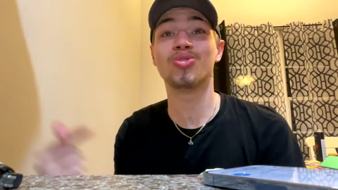 holdthesausagehostage  29-04-2023 video horny