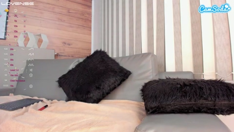 lunaruso 29-04-2023 tits CamSoda