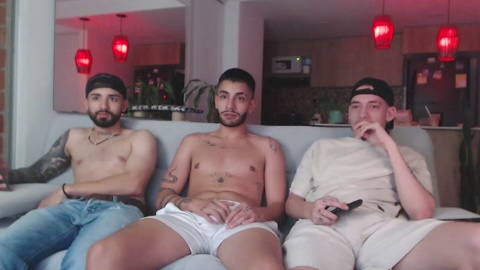 fratguysonline  30-04-2023 video strip