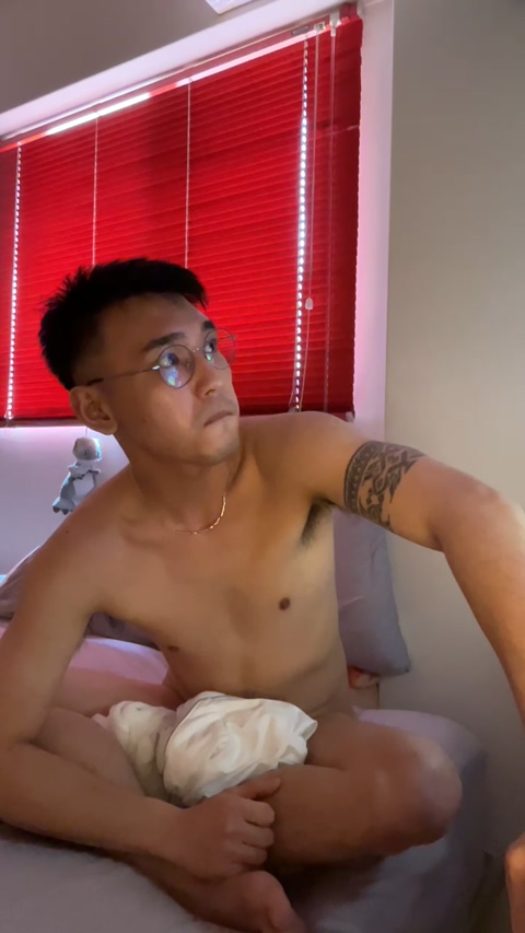 qqeen  30-04-2023 Recorded Video amateur