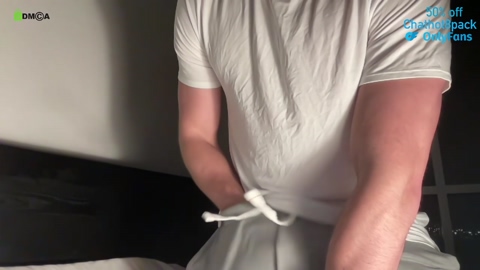 hot8pack01  01-05-2023 video jerkoff