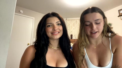 jessica_babeee  01-05-2023 kissing Couples