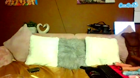 lovely-brown94 05-05-2023 sucktits CamSoda