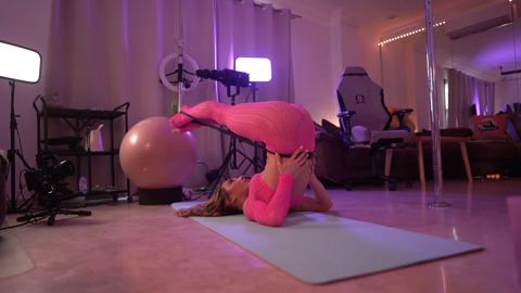hannahjames710  08-05-2023 fuckhard Females