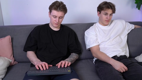 maygly  07-05-2023 video deep