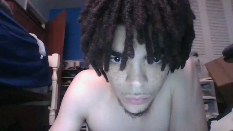 philipcoco  08-05-2023 video jerking