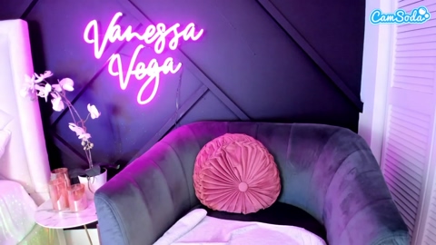 vanessavega 09-05-2023 deepthroa CamSoda