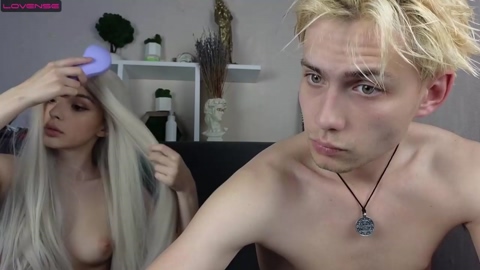shinymila  12-05-2023 wank Couples