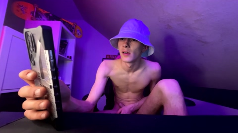 timmethytrust  11-05-2023 video striptease