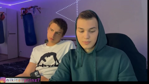 ali_bruin  15-05-2023 video legs