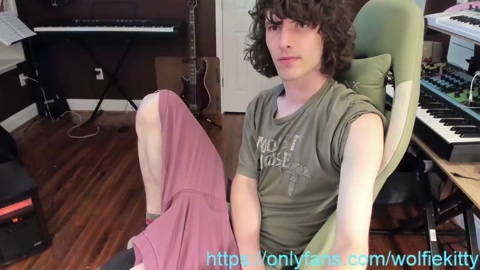 wolfiekitty  17-05-2023 video jerking