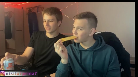 ali_bruin  19-05-2023 video bigdick