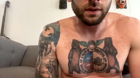 brokedaddyg  18-05-2023 video kinky