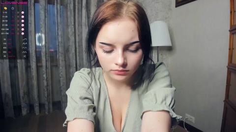 cute_caprice  19-05-2023 suckcock Females