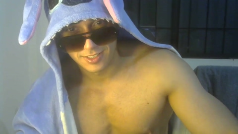 MyWorldBoy  20-05-2023 Recorded Video striptease