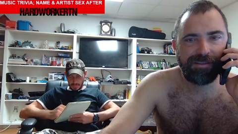 hardworkertn  21-05-2023 video kissing