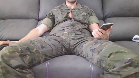 militar_guap  23-05-2023 Recorded Video kissing