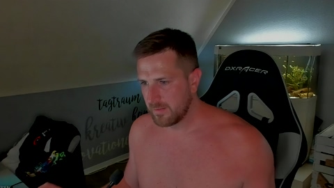 ronhill13  22-05-2023 Recorded Video kiss
