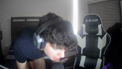 vampirewildfire  23-05-2023 video kissing