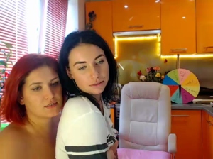 tinky4winky  04-06-2018 Recorded Webcam