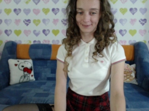 ShySchoolGrl  05-06-2018 Recorded Free