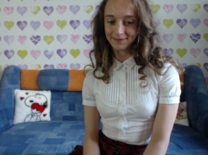 ShySchoolGrl  10-06-2018 Recorded Cam