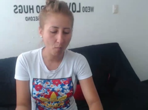 Blondiehott  16-06-2018 Recorded Topless