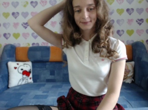 ShySchoolGrl  17-06-2018 Recorded Free