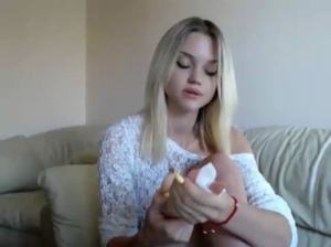 qeensgambit  11-07-2018 Recorded Topless