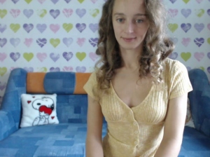 ShySchoolGrl  06-08-2018 Recorded Porn