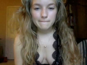 ariel_vaughn  21-08-2018 Recorded XXX