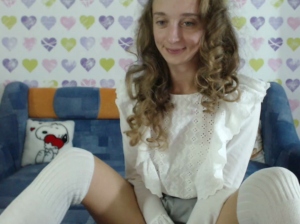 ShySchoolGrl  24-08-2018 Recorded Cam