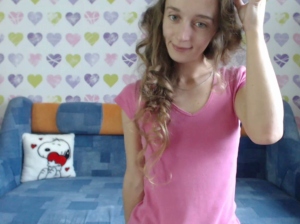 ShySchoolGrl  07-09-2018 Recorded Nude